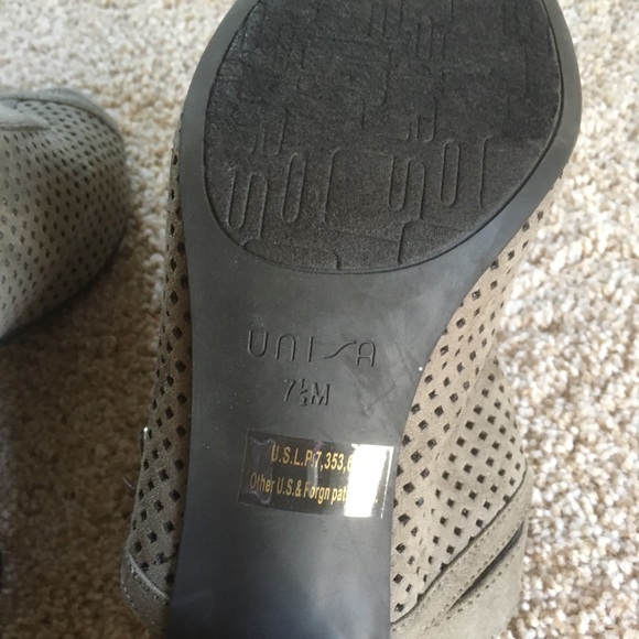 Fall suede open-toed heels - Picture 4 of 5